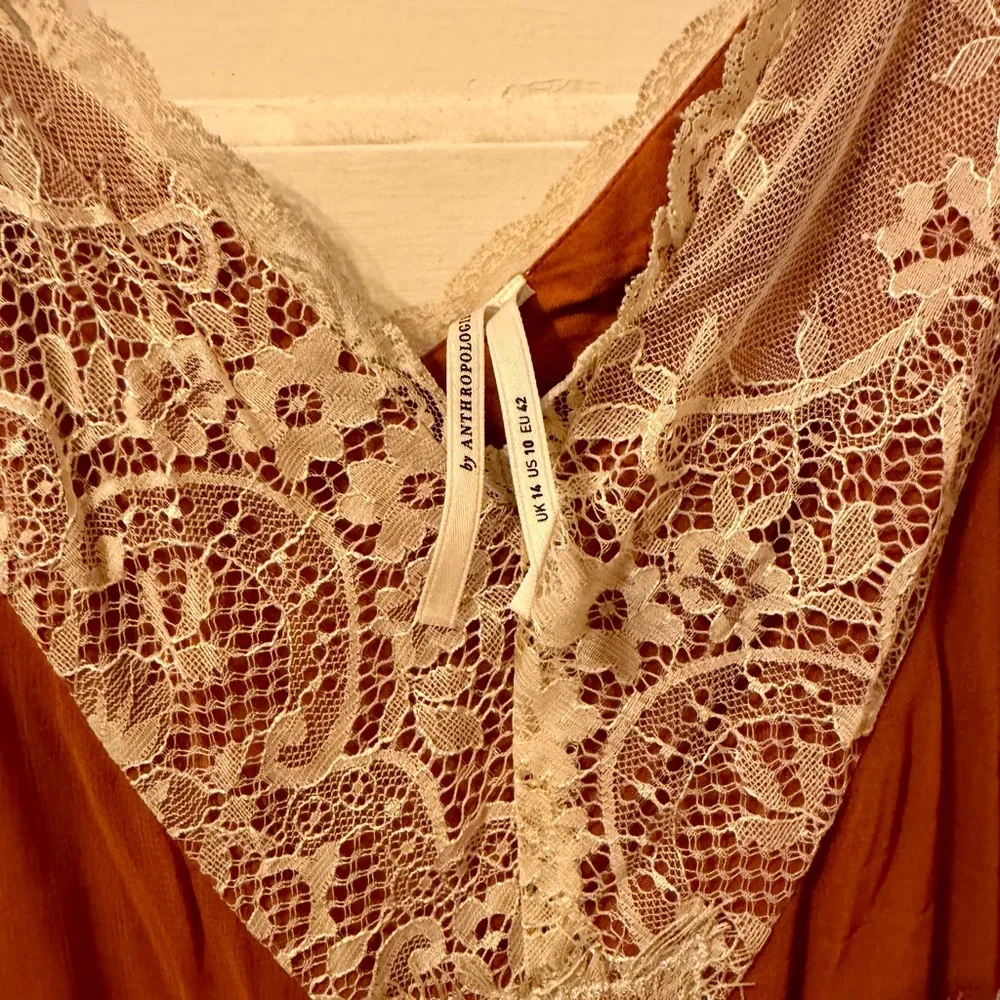 By Anthropologie Sleeveless Asymmetrical Lace Rust Slip Dress 10 - Picture 9 of 9